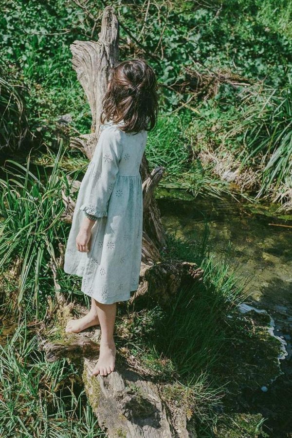 Vestito romantico verde salvia morbidissimo con manica a tre quarti e rouches applicate e colletto lavorato , viscosa 100% - immagine 3