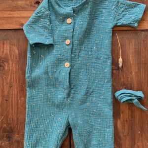 Tuta bambino/a con girocollo e bottoni, in mussolina di cotone doppia garza certificata OEKO-TEX