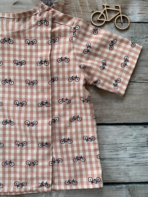 Camicia neonato/a vichy con biciclette maniche corte con chiusura laterale e girocollo, in cotone - immagine 3
