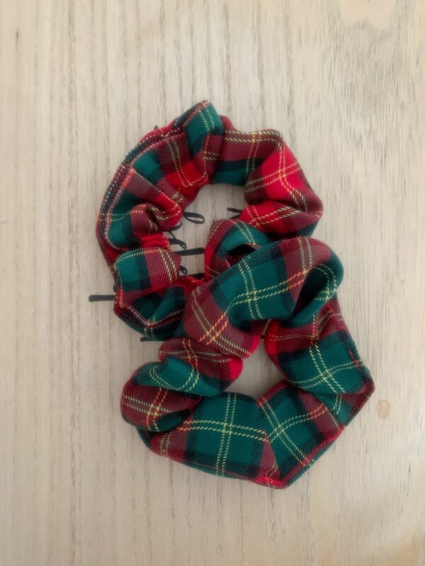Scrunchies tartan
