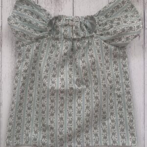 Maglia bambina fantasia con girocollo- manica "a farfalla", in tessuto 100% cotone certificato GOTS