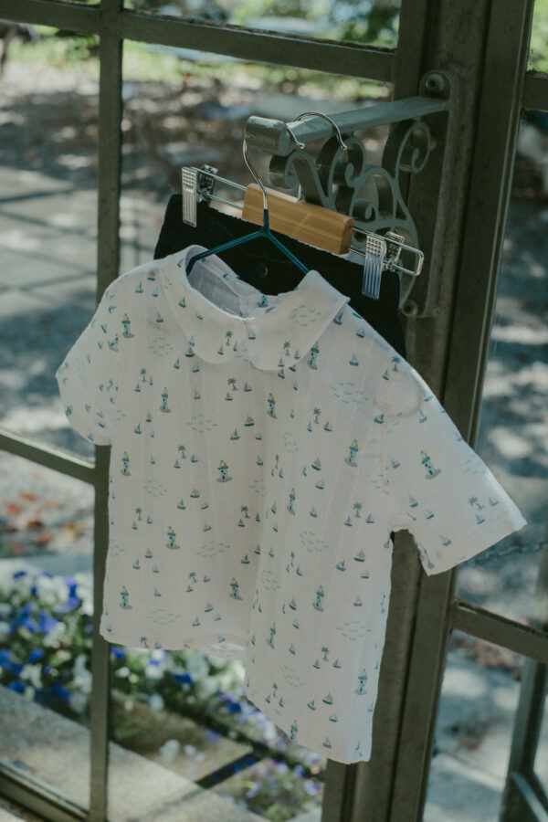 Camicia bianca con palme e fari in cotone- colletto tondo -maniche corte - immagine 5