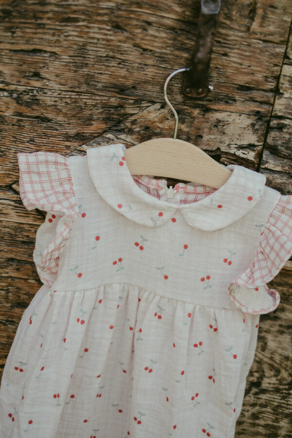 Vestito cotone mussola doppia garza con tessuto ciliegie double face - immagine 2