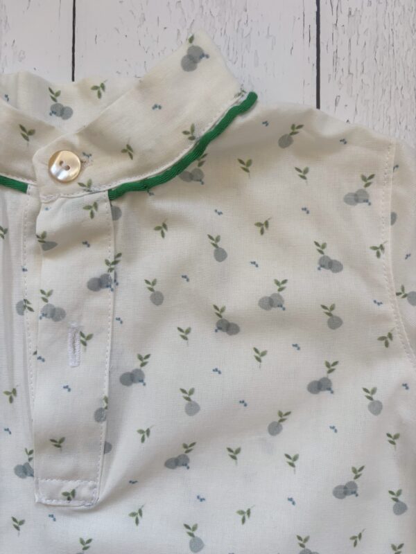 Maglia Nicolò con fantasia mele e collo alla coreana in cotone certificato - immagine 5